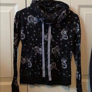 Black and Grey Rose Pattern Sweater